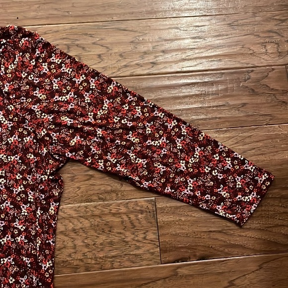 Lane Bryant Womens Long Sleeve Crewneck Shirt Size 26/28 - Picture 3 of 5